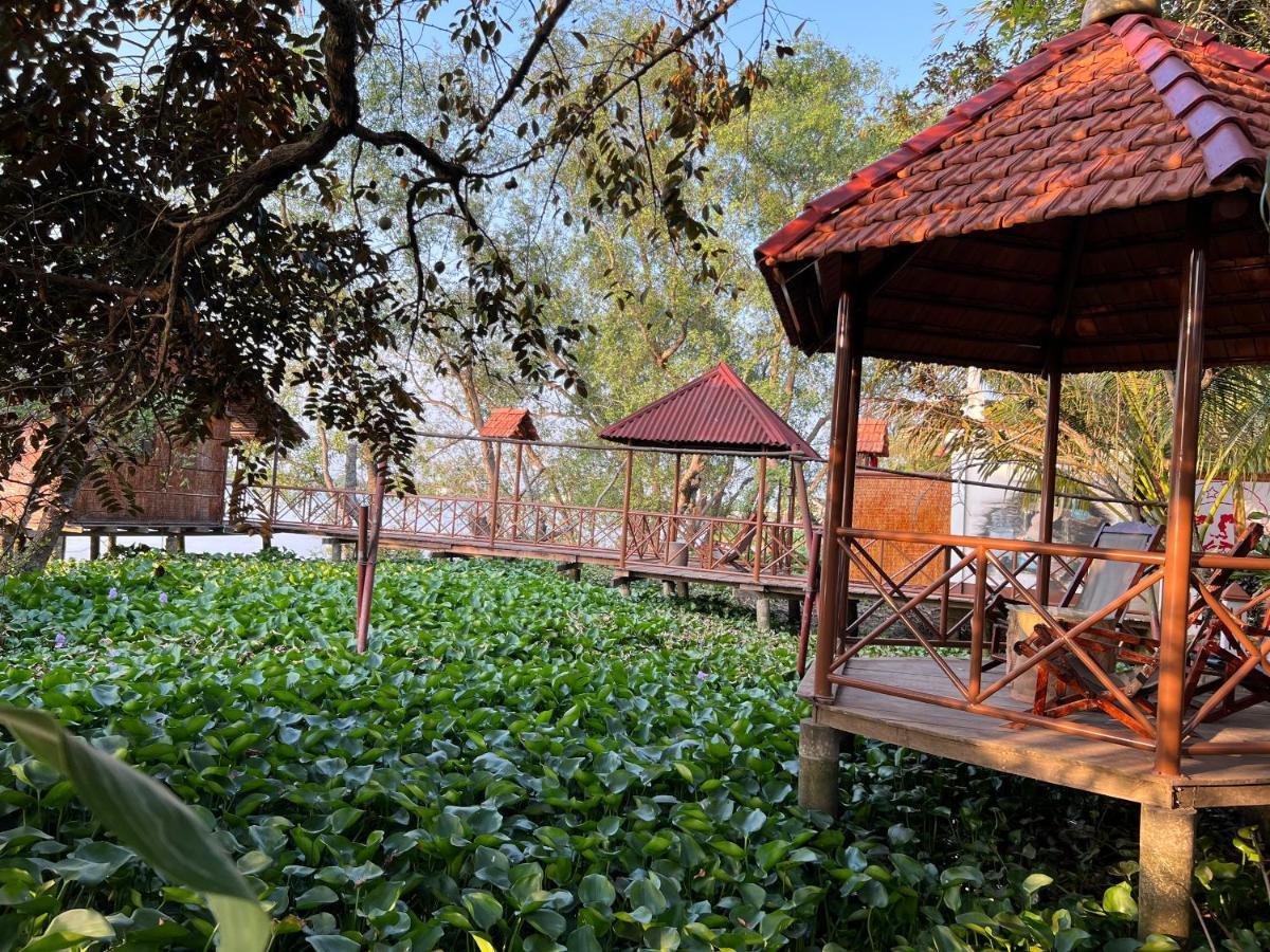 Happy Family Guesthouse Vĩnh Long Exterior photo