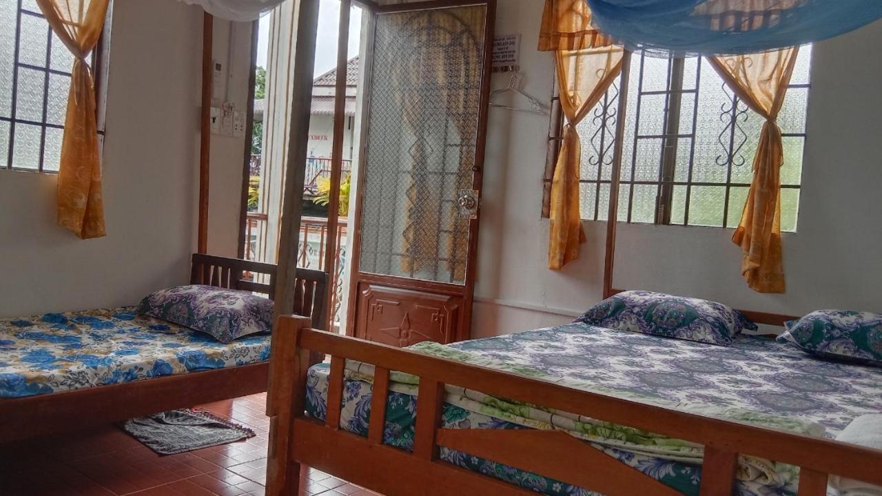 Happy Family Guesthouse Vĩnh Long Exterior photo