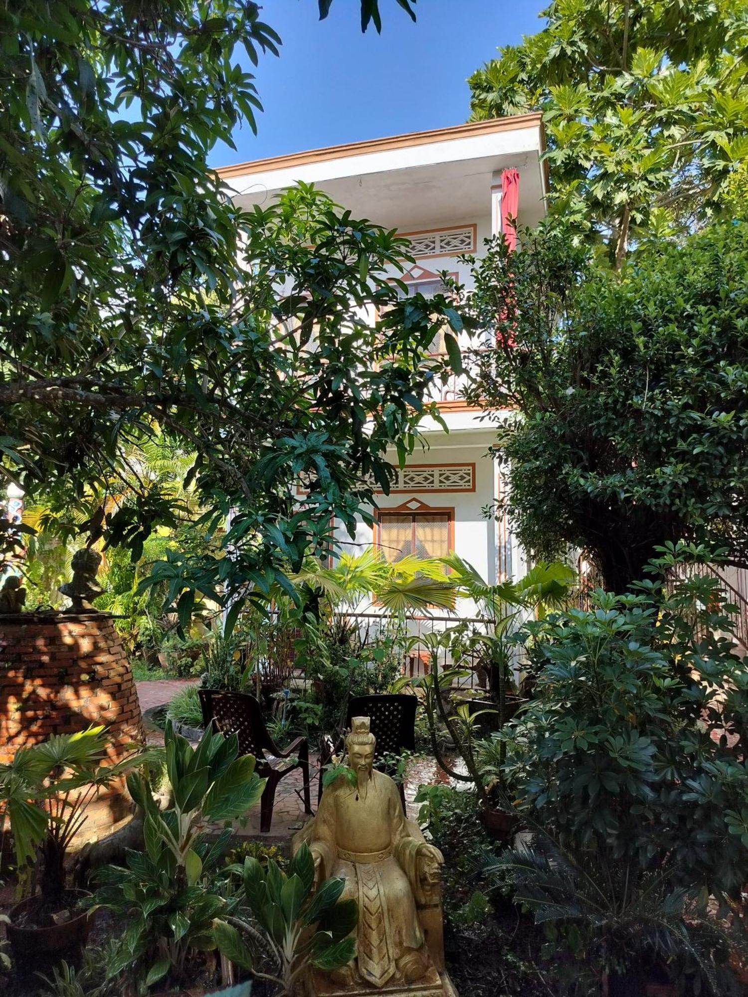 Happy Family Guesthouse Vĩnh Long Exterior photo