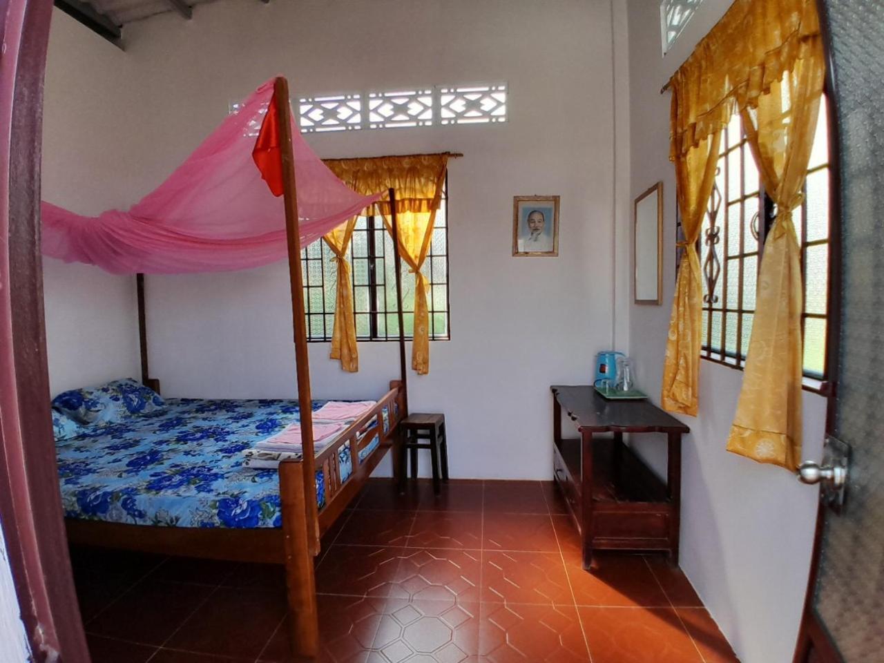 Happy Family Guesthouse Vĩnh Long Exterior photo