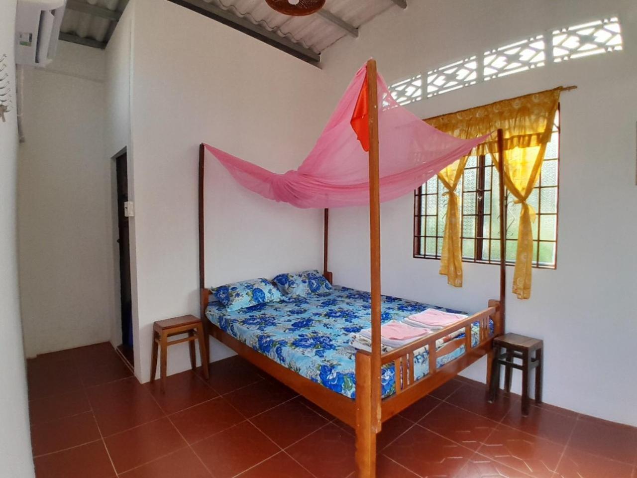 Happy Family Guesthouse Vĩnh Long Exterior photo