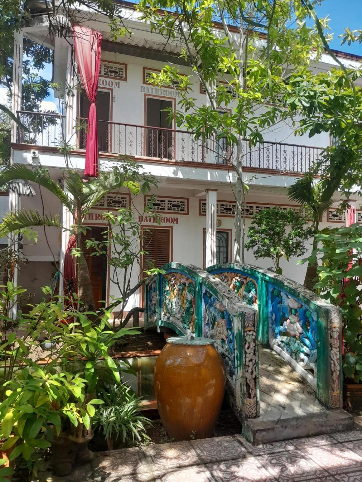 Happy Family Guesthouse Vĩnh Long Exterior photo